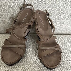 🥰AEROSOLES Brown Sandals with Woven Straps and Slingback